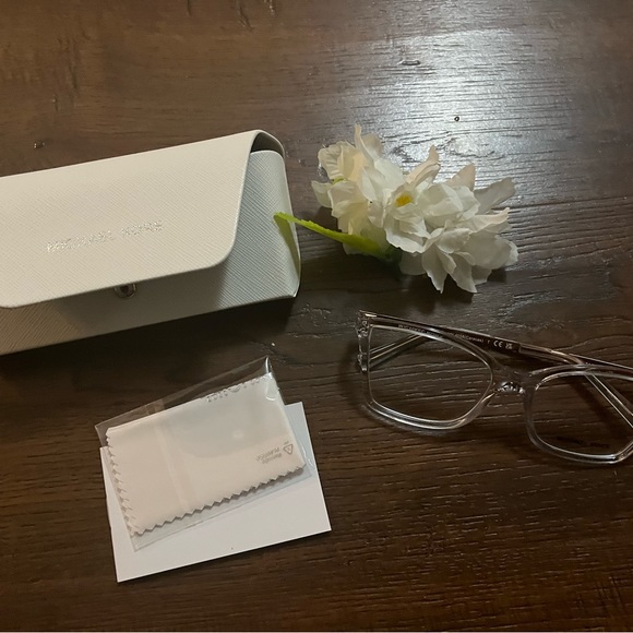 Michael Kors Prescription Frame - Picture 2 of 10